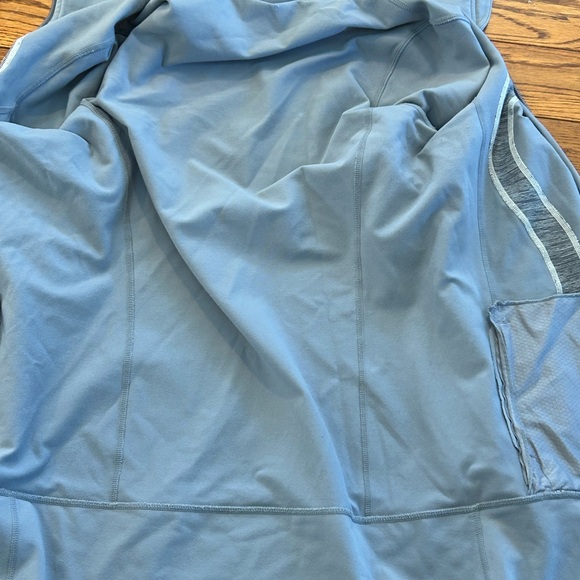 Lululemon Define Jacket Grey Full Zip Thumbholes - Size 6 - Picture 5 of 10